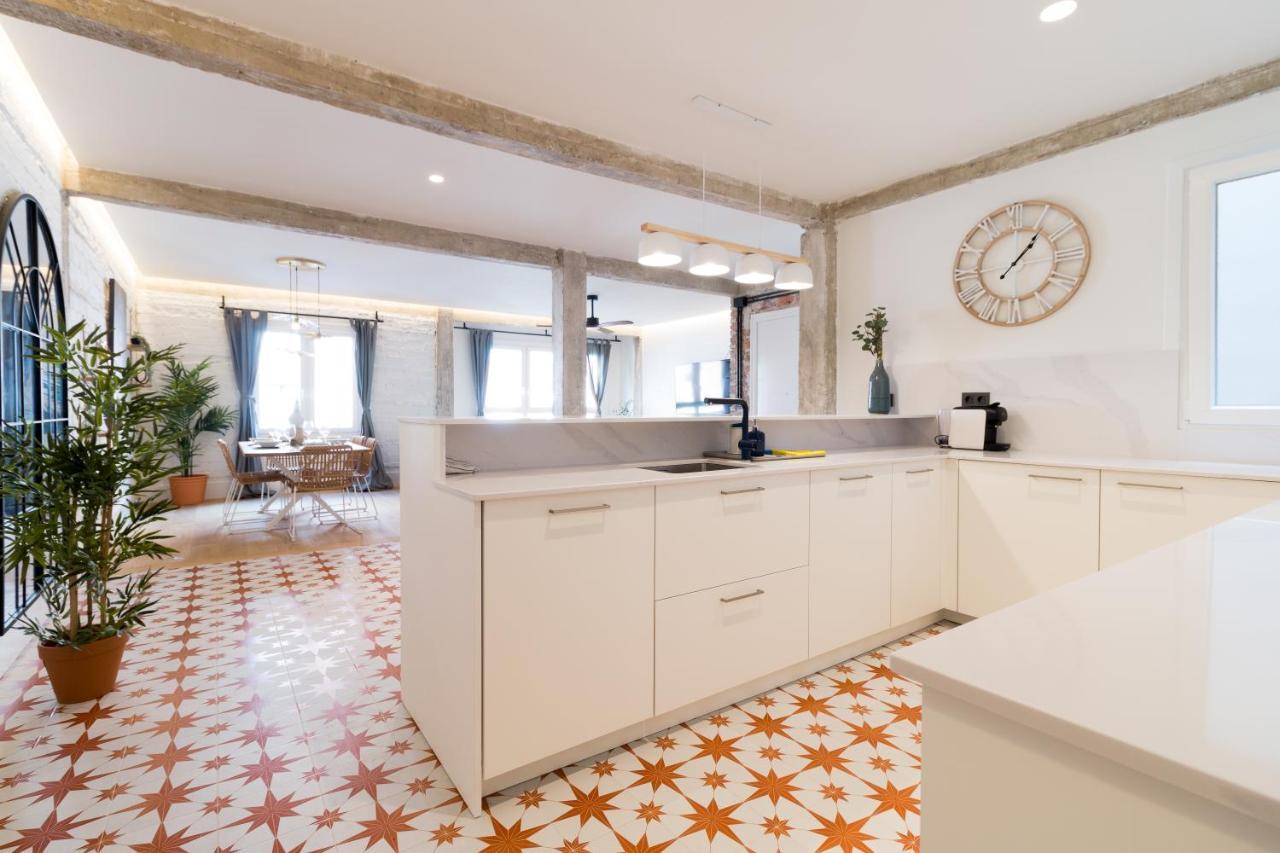 Amplio Y Moderno Apartamento Con Tarima Refrescante By Staynnapartments Більбао Екстер'єр фото